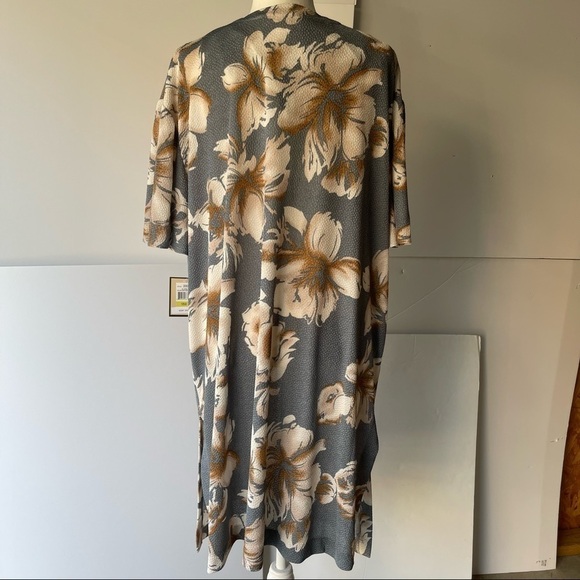 Maya Brooke Women Plus Size Hawaiian Floral Cardigan Jacket Long Open Front, 18W - Picture 5 of 15